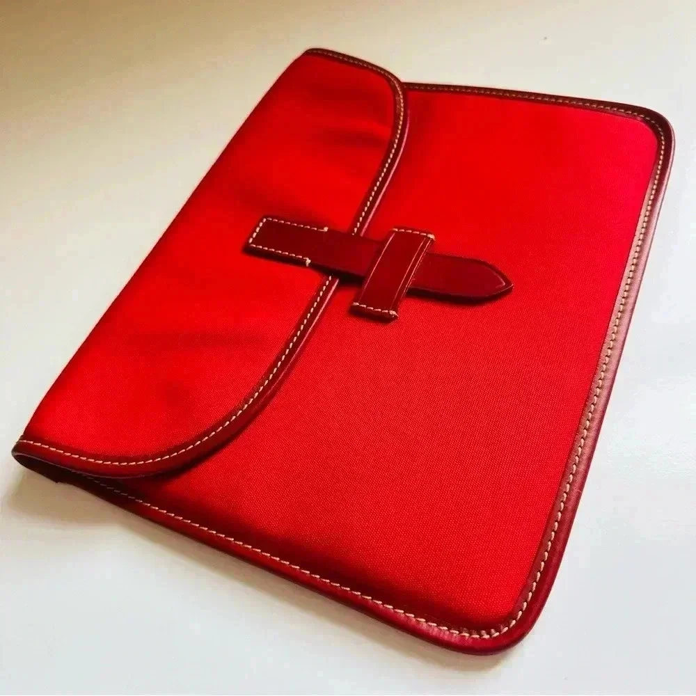 NWOT Vintage Dooney & Bourke IPad/Tablet Padded Case Holder/Clutch